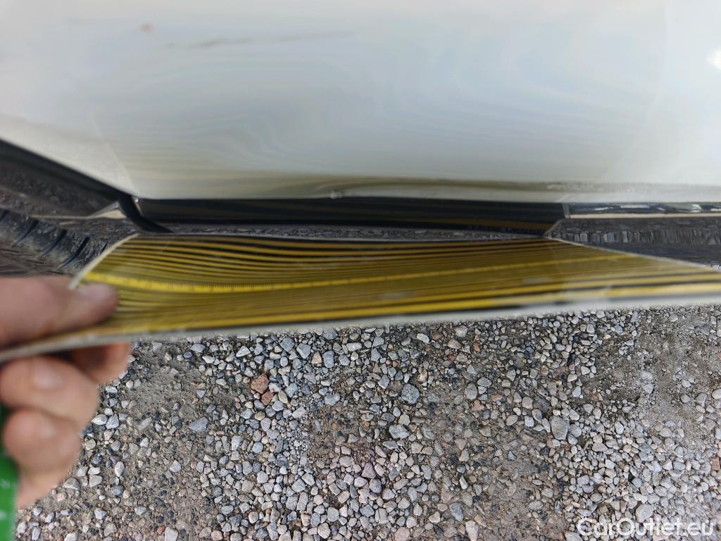  Audi  Q2 AUDI  / 2016 / 5P / todoterreno Design 30 TFSI 85kW (116CV) #8