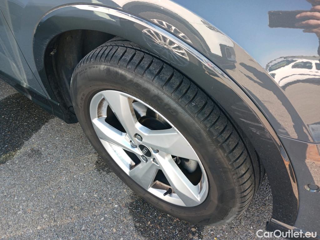  Audi  Q3 AUDI  / 2018 / 5P / todoterreno Advanced 35 TDI quattro 110kW (150CV) #18