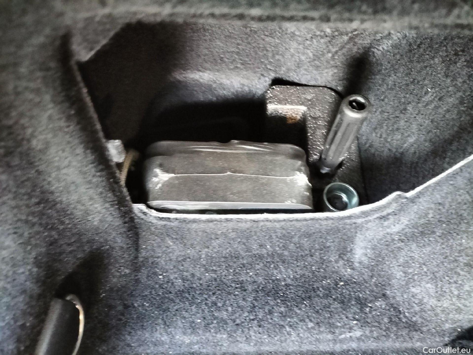  Bmw  X2 BMW   sDrive18i (CX3) #2