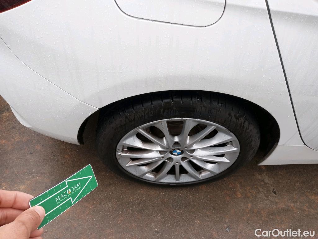  Bmw  Serie 1 BMW  / 2019 / 5P / berlina con portón 118i #4