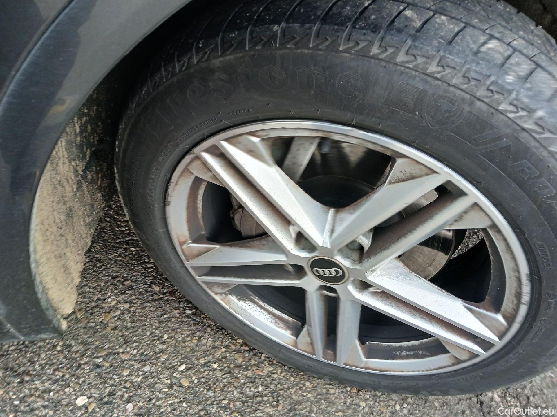  Land Rover  Discovery AUDI Q5 / 2020 / 5P / todoterreno Genuine 40 TDI 150kW quattro-ultra #42