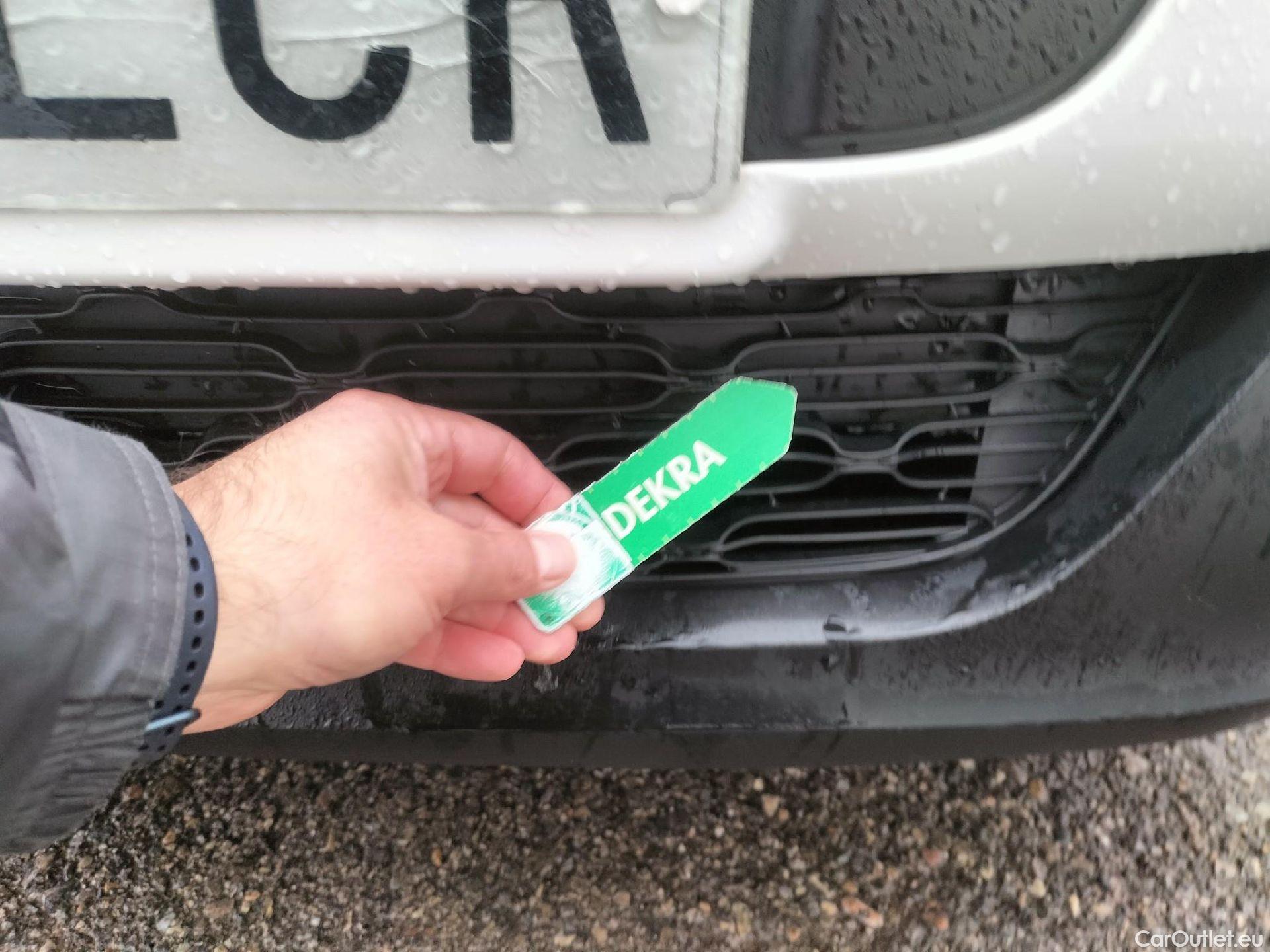  Citroen  C3 CITROEN  / 2016 / 5P / berlina con portón PureTech 60KW (82CV) FEEL (CX) #5