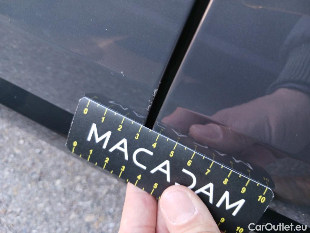  Audi  Q3 AUDI  / 2018 / 5P / todoterreno Advanced 35 TDI quattro 110kW (150CV) #25