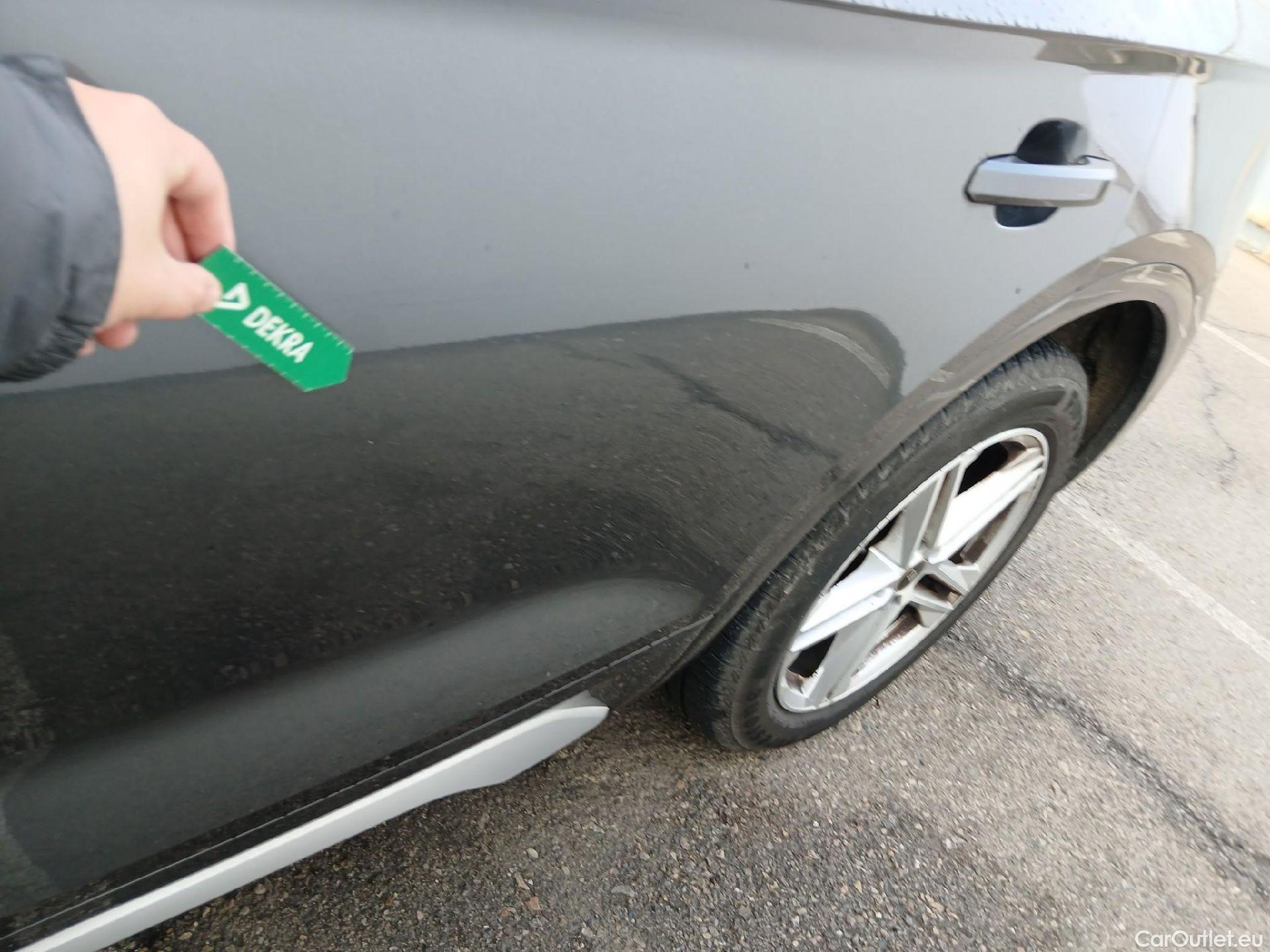  Land Rover  Discovery AUDI Q5 / 2020 / 5P / todoterreno Genuine 40 TDI 150kW quattro-ultra #17