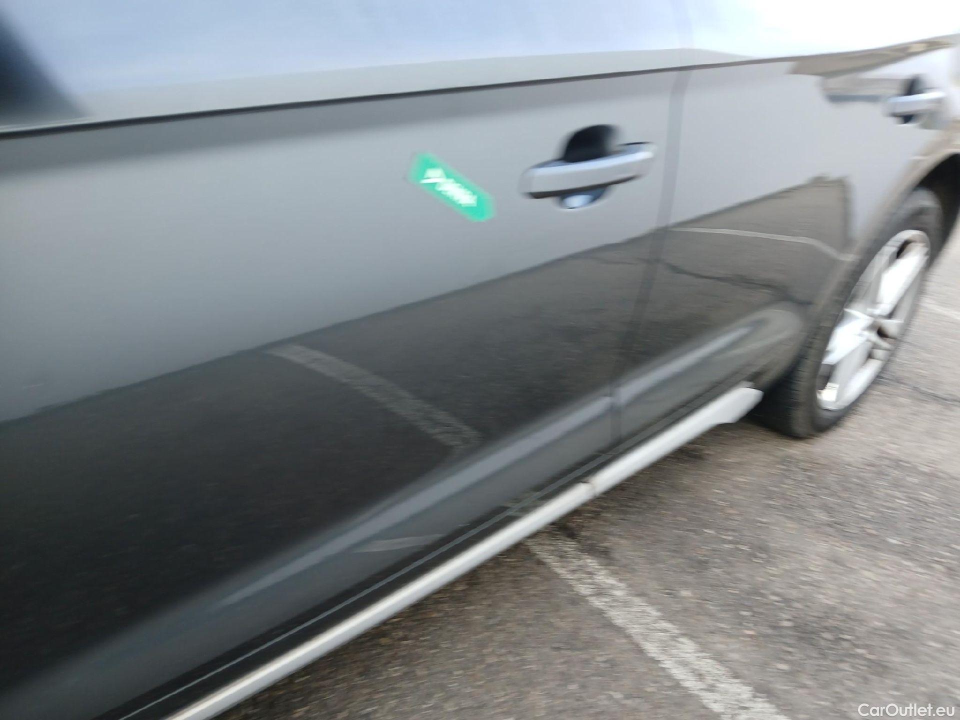  Land Rover  Discovery AUDI Q5 / 2020 / 5P / todoterreno Genuine 40 TDI 150kW quattro-ultra #16