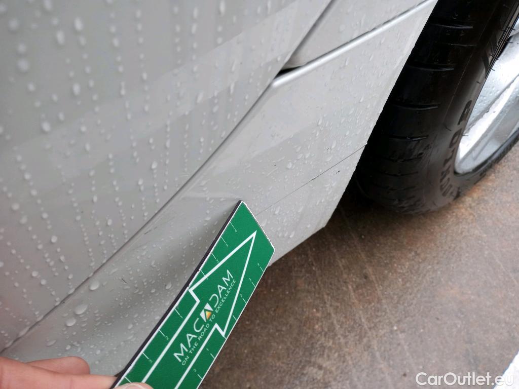  Bmw  Serie 1 BMW  / 2019 / 5P / berlina con portón 118i #5