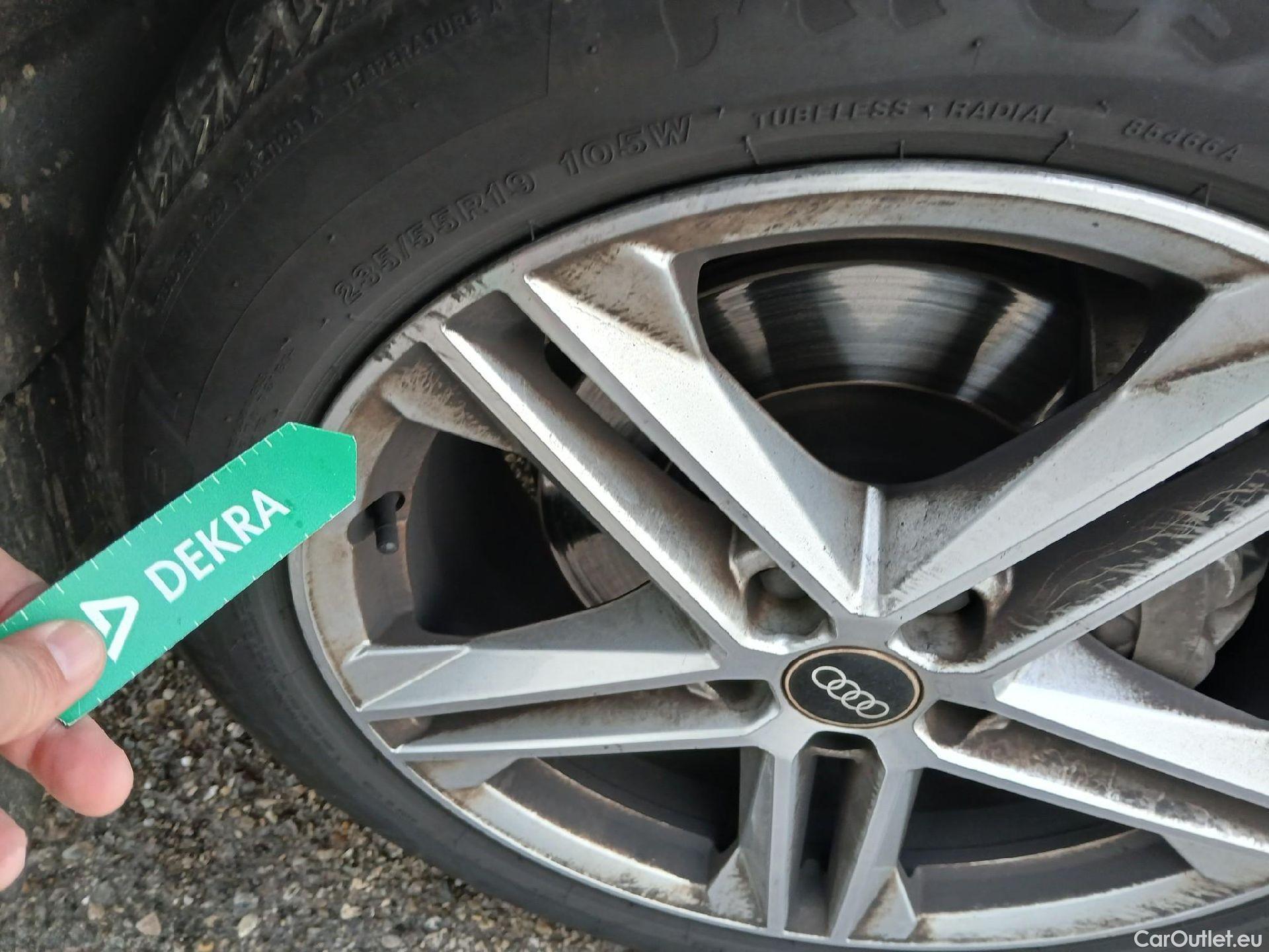  Land Rover  Discovery AUDI Q5 / 2020 / 5P / todoterreno Genuine 40 TDI 150kW quattro-ultra #14