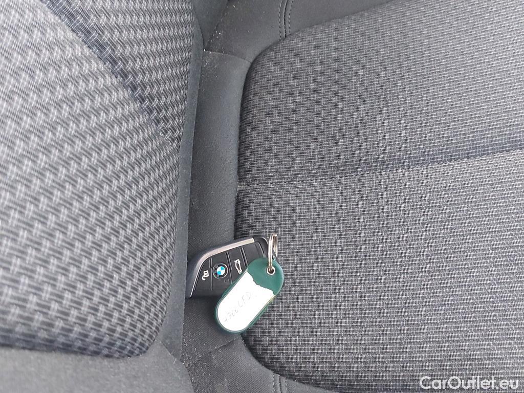  Bmw  X1 BMW  / 2019 / 5P / todoterreno sDrive16d #4