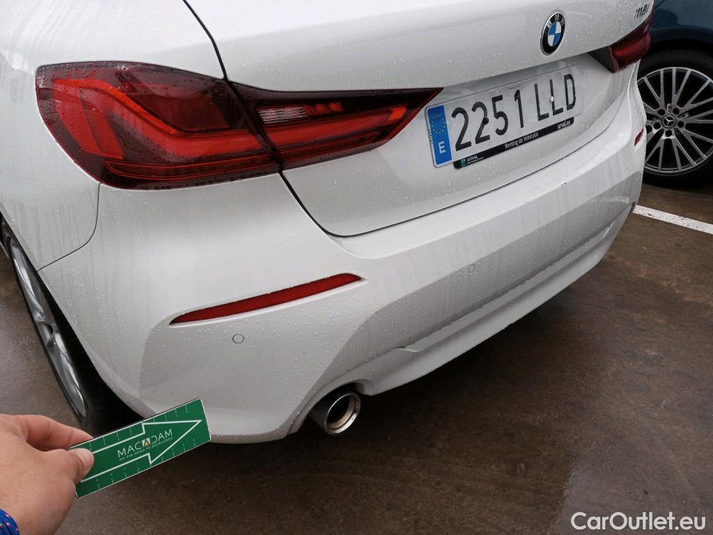  Bmw  Serie 1 BMW  / 2019 / 5P / berlina con portón 118i #13