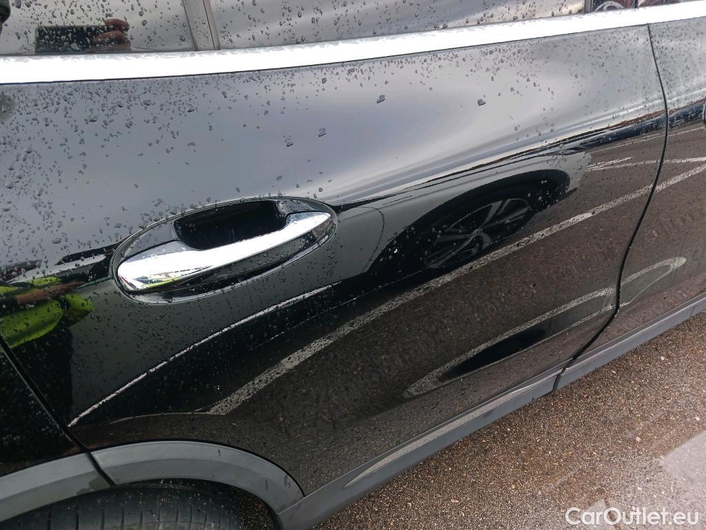  Mercedes  GLA MERCEDES-BENZ  / 2020 / 5P / todoterreno  200 D #9