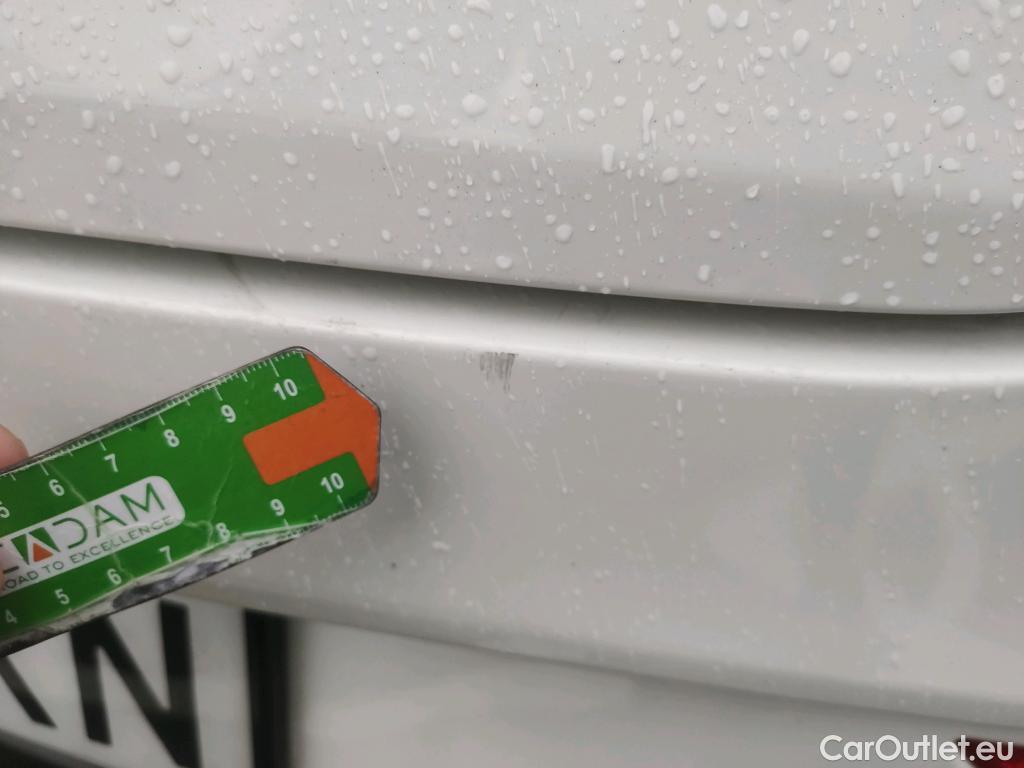  Mercedes  CLA-Klasse MERCEDES-BENZ CLA / 2019 / 4P / coupé CLA 200 #16