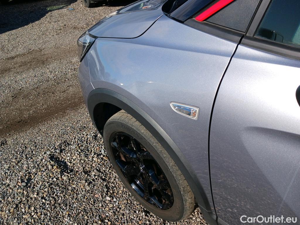  Opel  Crossland  X GS Line 1.2 Turbo 110CV MT6 E6d #11