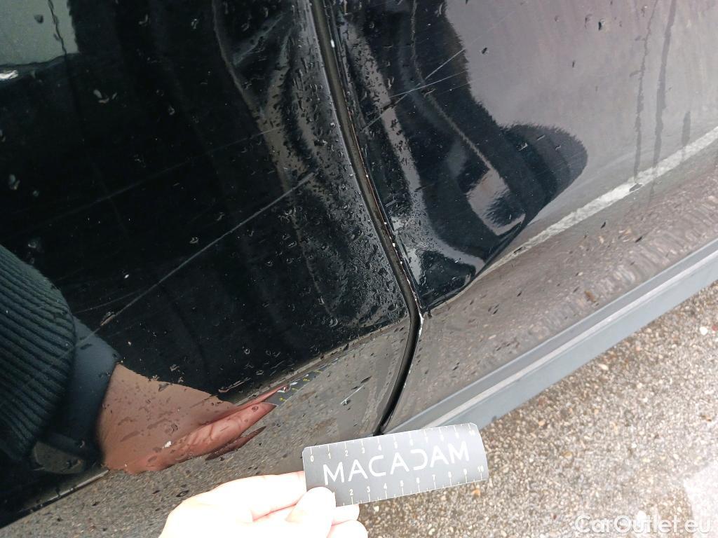  Mercedes  GLA MERCEDES-BENZ  / 2020 / 5P / todoterreno  200 D #8