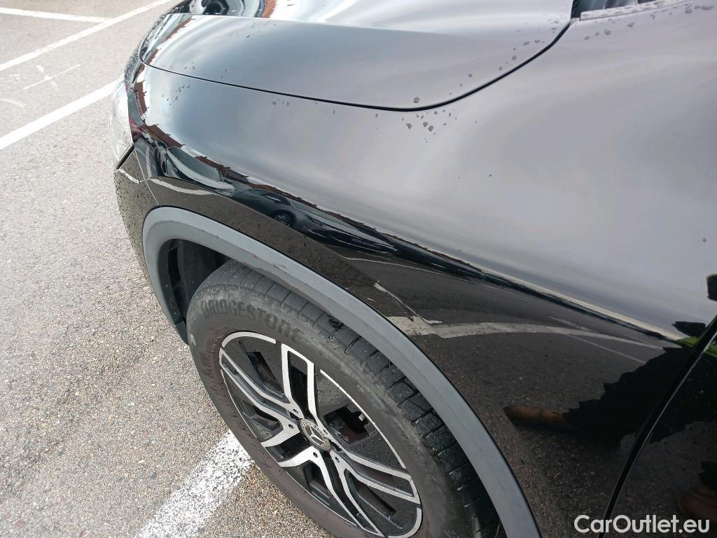  Mercedes  GLA MERCEDES-BENZ  / 2020 / 5P / todoterreno  200 D #37