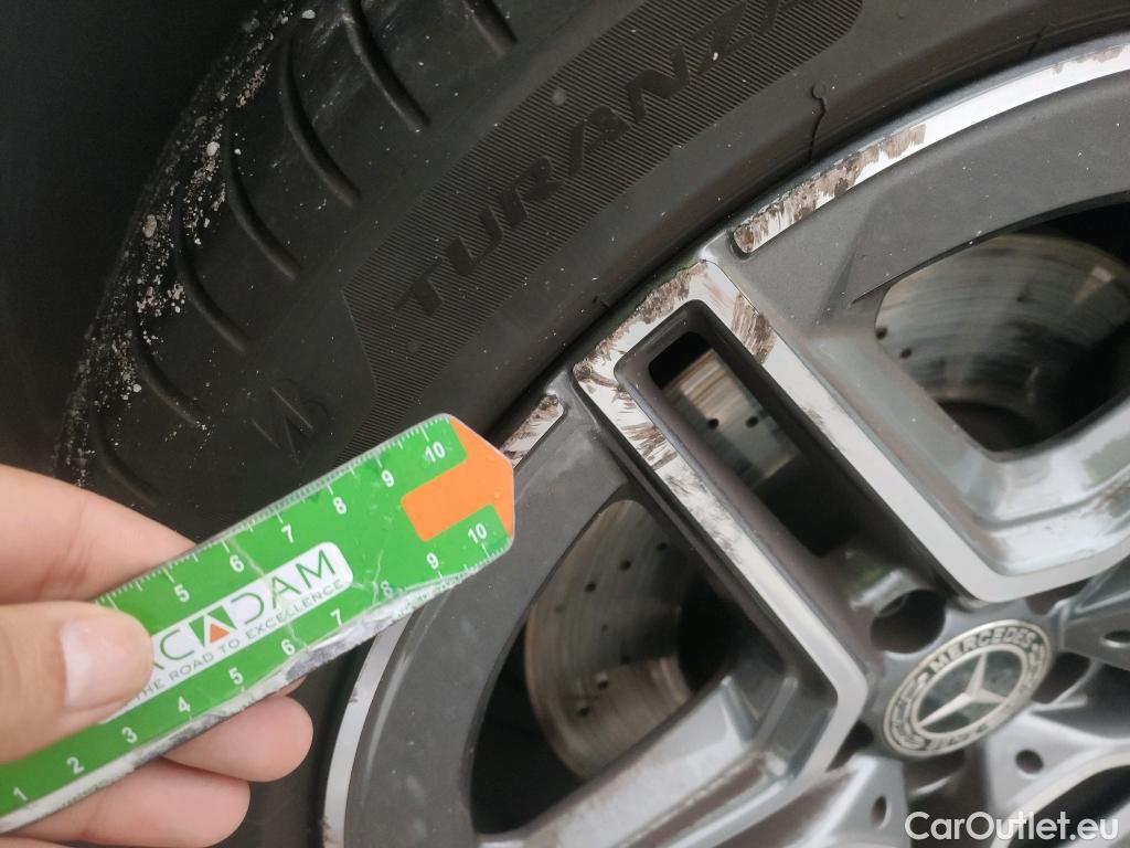  Mercedes  CLA-Klasse MERCEDES-BENZ CLA / 2019 / 4P / coupé CLA 200 #8