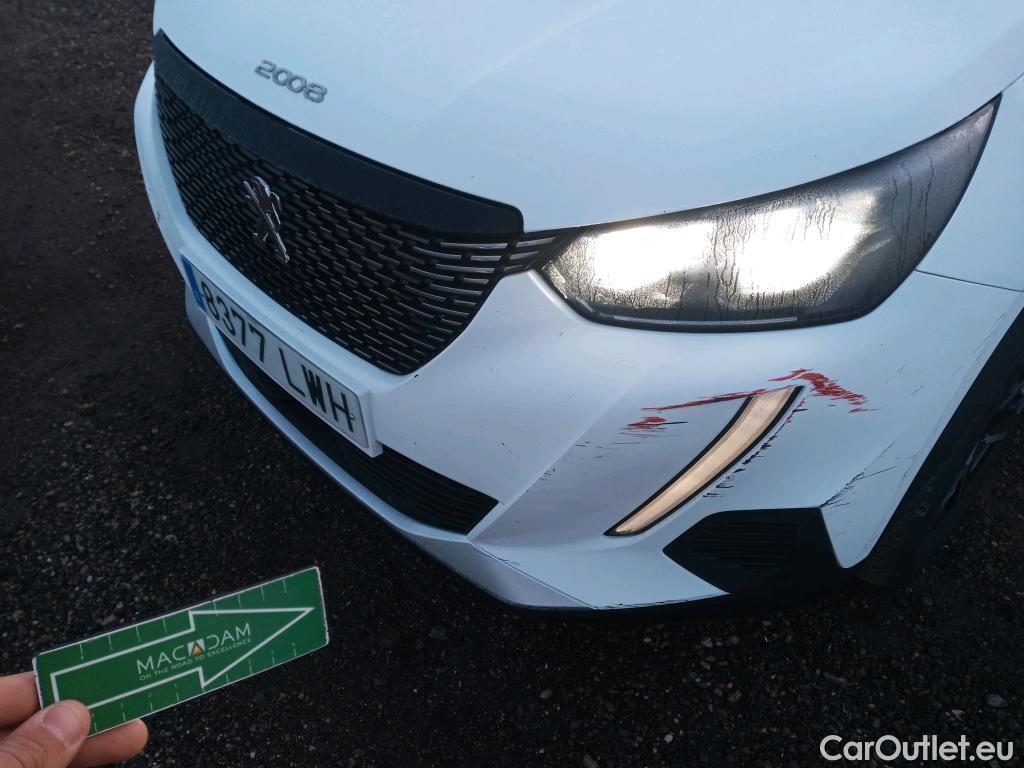  Peugeot  2008 PEUGEOT  / 2019 / 5P / todoterreno Allure BlueHDI 81kW (110CV) #14