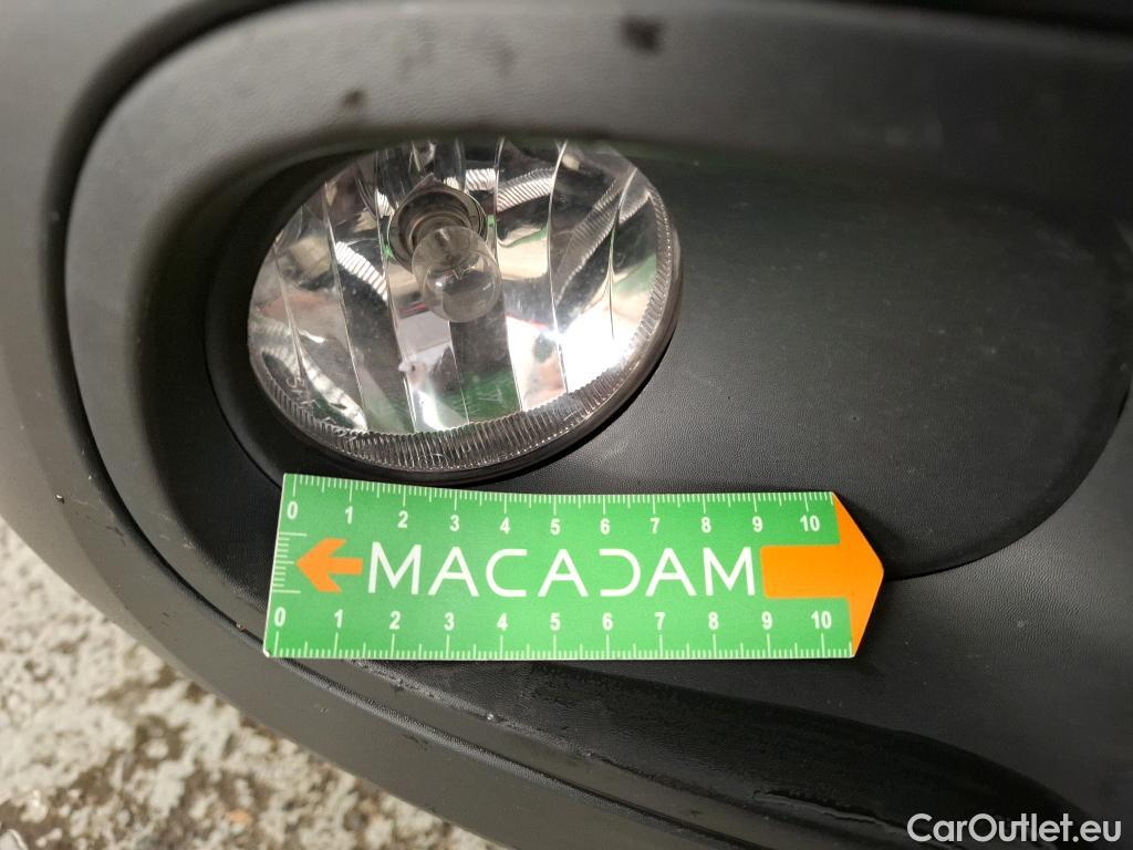  Citroen  C3  Société Feel Nav 1.2 PureTech 80CV BVM5 E6 #8