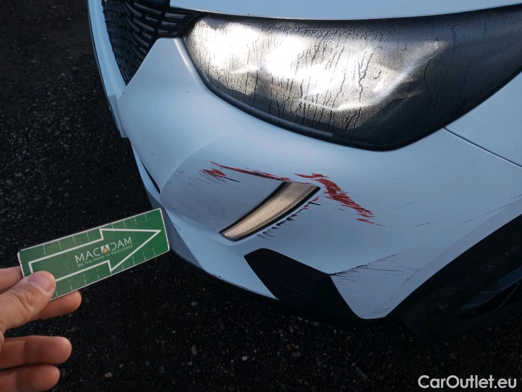  Peugeot  2008 PEUGEOT  / 2019 / 5P / todoterreno Allure BlueHDI 81kW (110CV) #13