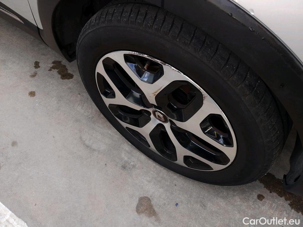  Renault  Captur RENAULT  / 2017 / 5P / crossover Zen dCi 66kW (90CV) #3