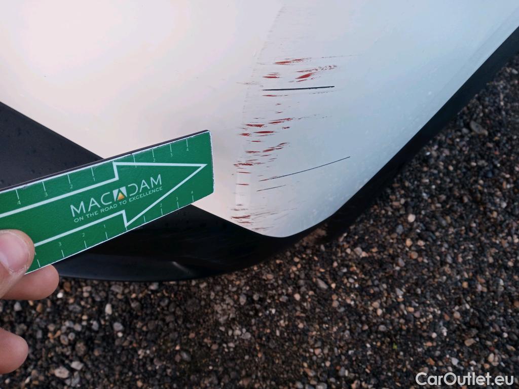  Peugeot  2008 PEUGEOT  / 2019 / 5P / todoterreno Allure BlueHDI 81kW (110CV) #21