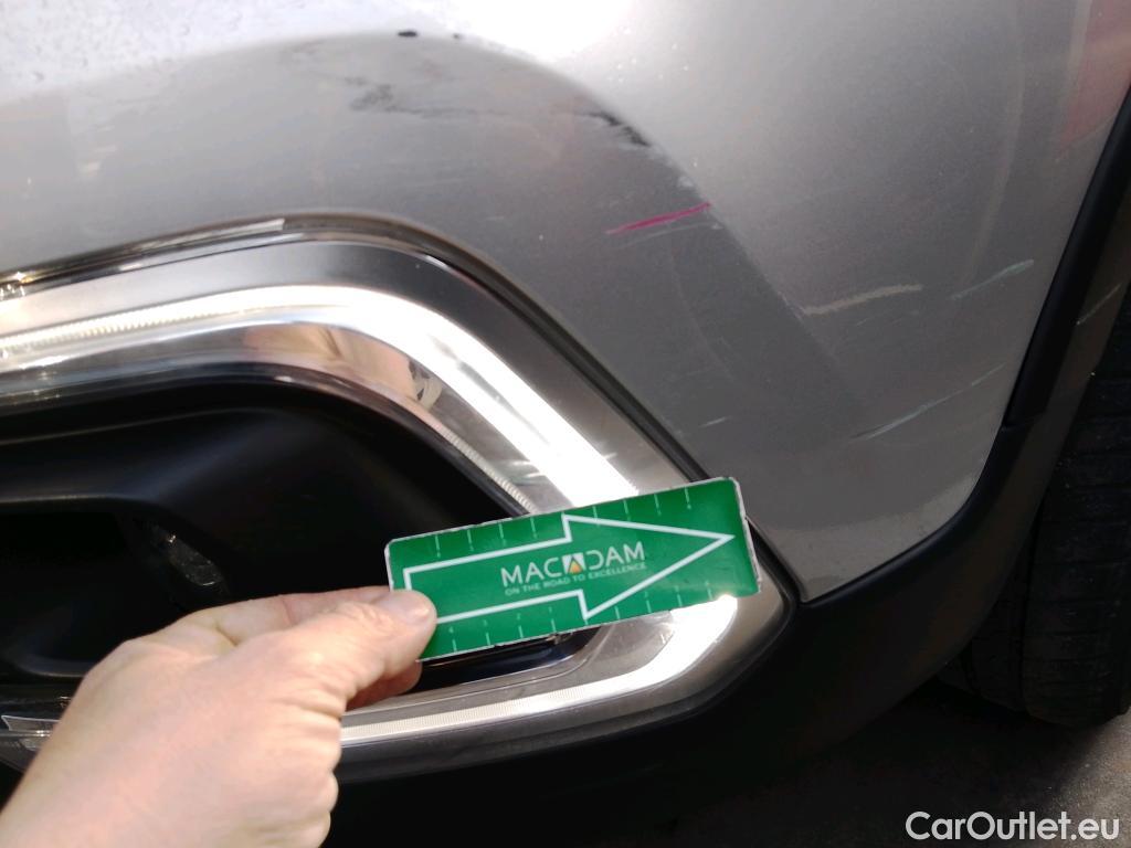  Renault  Captur RENAULT  / 2017 / 5P / crossover Zen dCi 66kW (90CV) #13