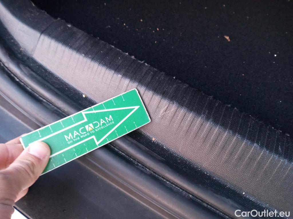  Peugeot  2008 PEUGEOT  / 2019 / 5P / todoterreno Allure BlueHDI 81kW (110CV) #7