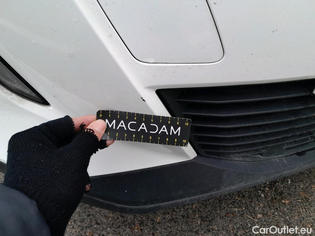  Peugeot  2008 PEUGEOT  / 2019 / 5P / todoterreno Active BlueHDI 81kW (110CV) #10