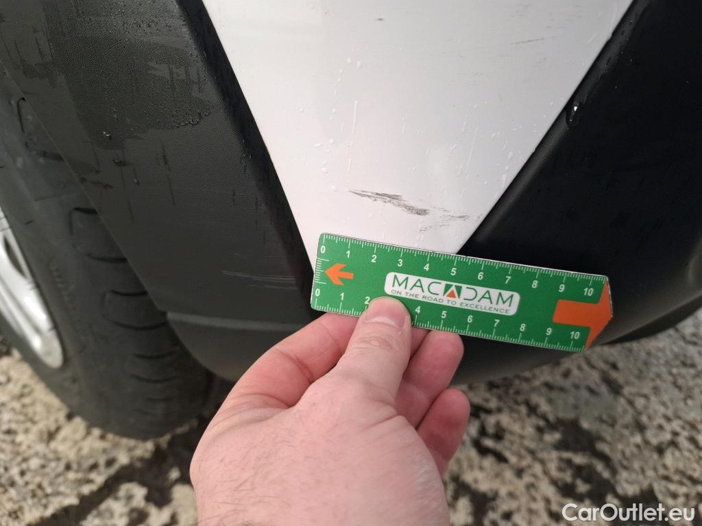  Citroen  C3  Feel 1.2 PureTech 80CV BVM5 E6 #14