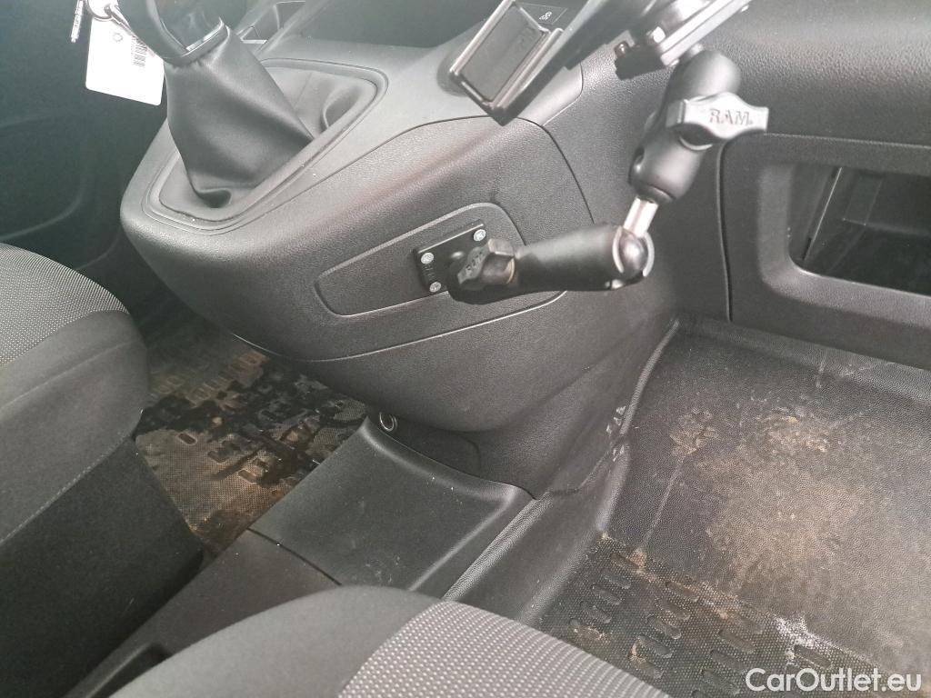  Citroen  Berlingo  Fourgon Club M 650 1.5 BlueHDi 75CV BVM5 E6dT #21