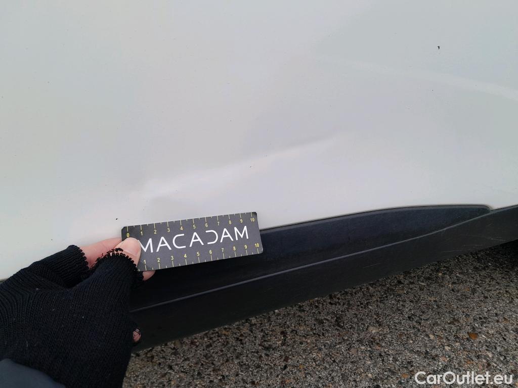  Peugeot  2008 PEUGEOT  / 2019 / 5P / todoterreno Active BlueHDI 81kW (110CV) #5