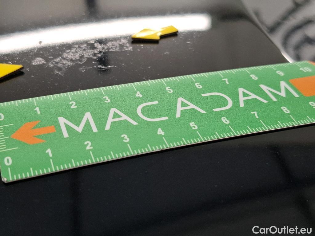  Citroen  C3  Société Feel Nav 1.2 PureTech 80CV BVM5 E6 #4