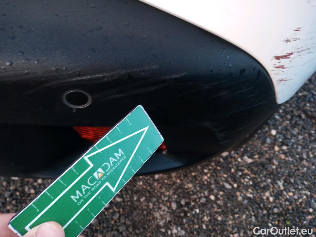  Peugeot  2008 PEUGEOT  / 2019 / 5P / todoterreno Allure BlueHDI 81kW (110CV) #15