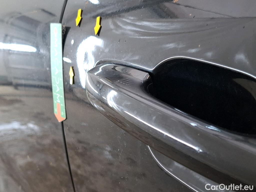  Ford  Kuga FORD  / 2019 / 5P / SUV 2.5 190 hybrid Flexifuel Pshift Titanium #19