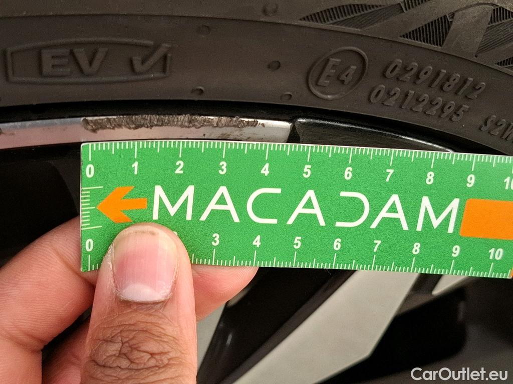  Peugeot  308  Allure 1.5 HDi 130CV BVA8 E6d #39