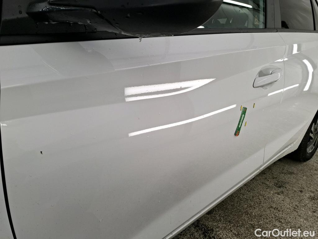  Hyundai  i20  Intuitive 1.2 85CV BVM5 E6d #1