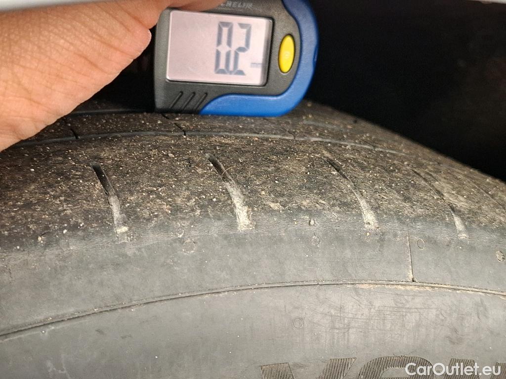  Hyundai   Ioniq Ioniq 6 Creative Electrique 77kWh BVA #10