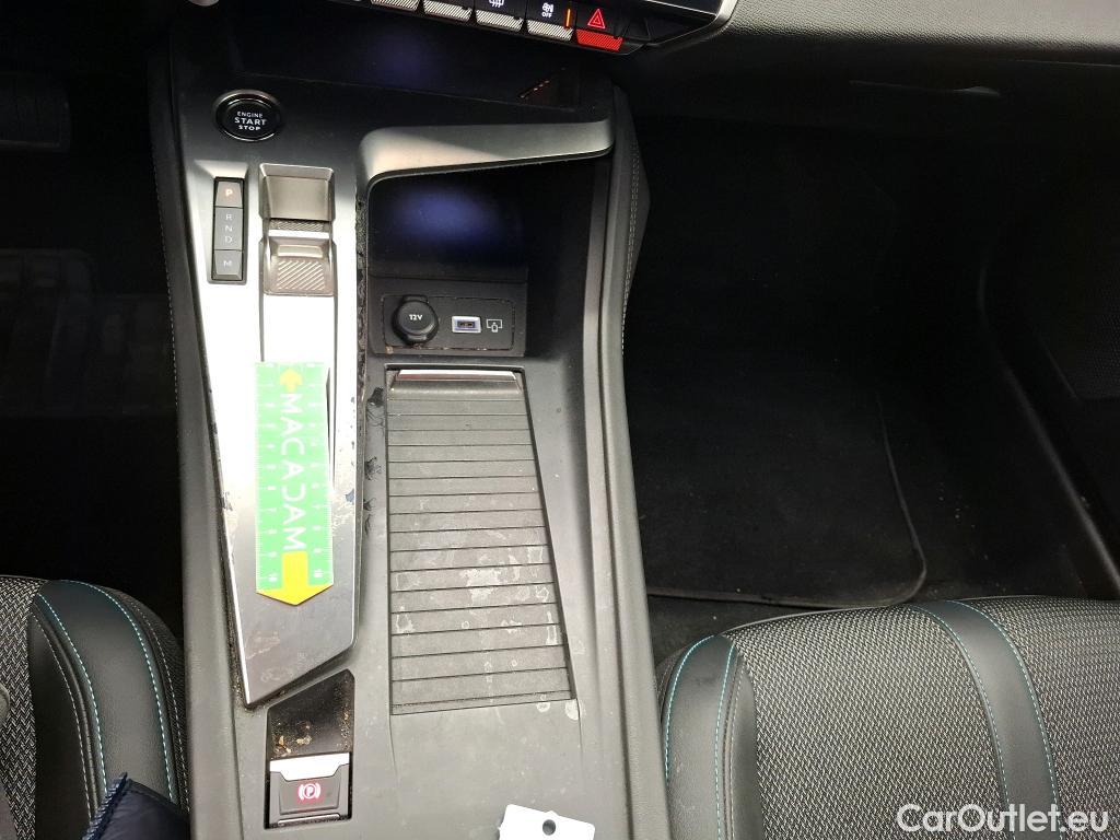  Peugeot  308  Allure 1.5 HDi 130CV BVA8 E6d #24