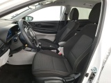  Hyundai  i20  Intuitive 1.2 85CV BVM5 E6d #8