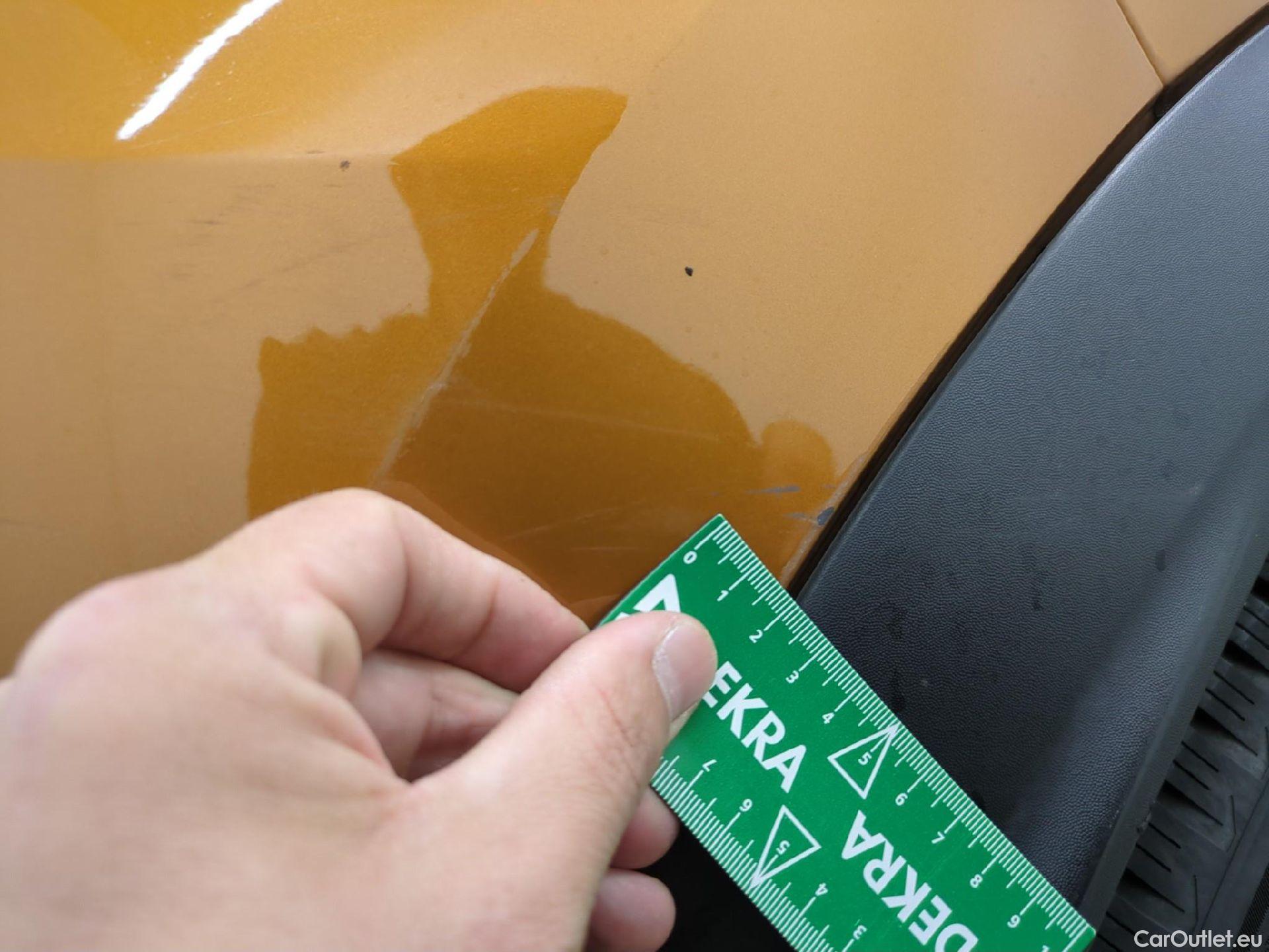  Renault  Captur RENAULT  / 2019 / 5P / SUV Intens E-TECH Plug-in 160 #63