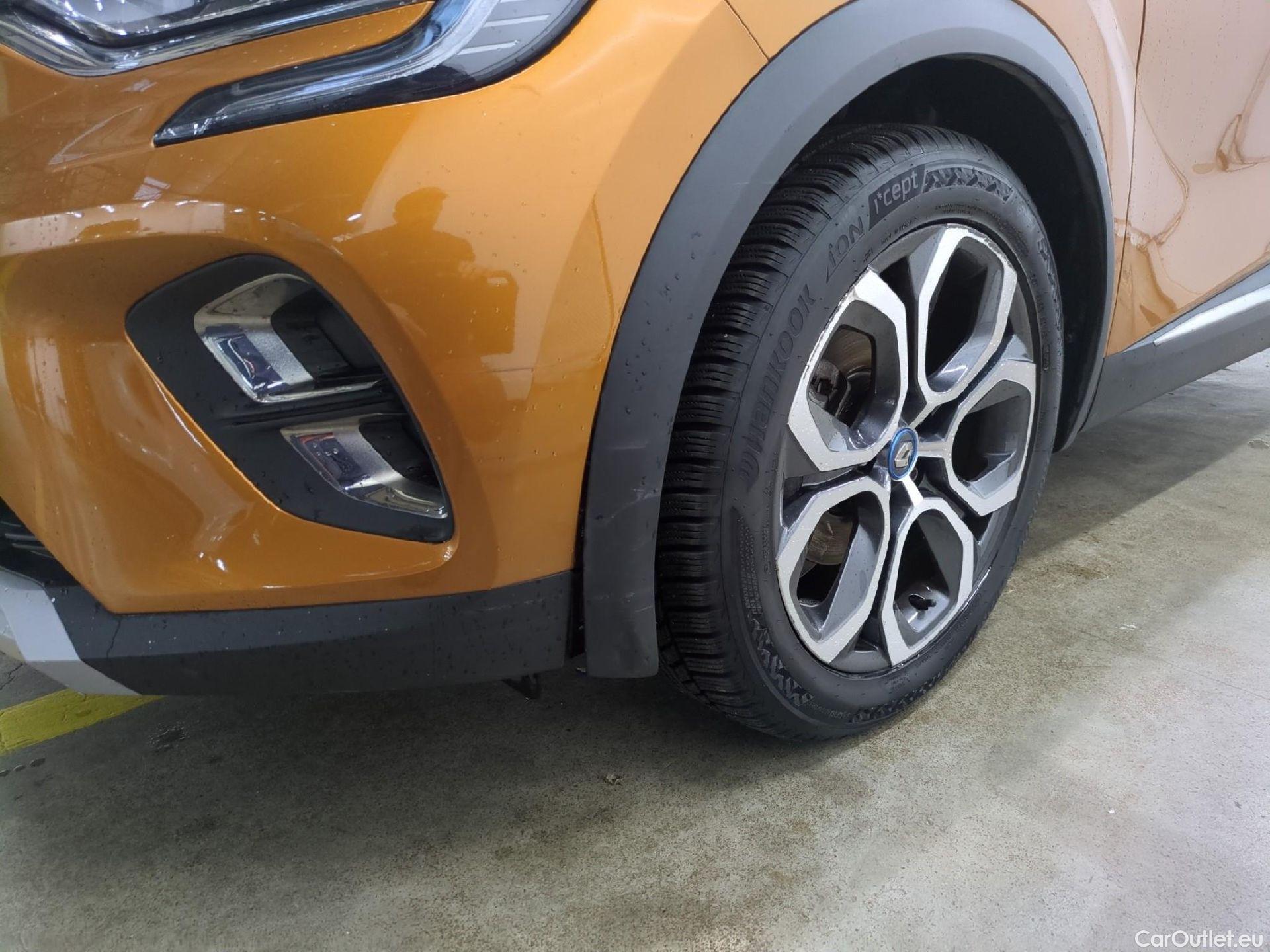  Renault  Captur RENAULT  / 2019 / 5P / SUV Intens E-TECH Plug-in 160 #12