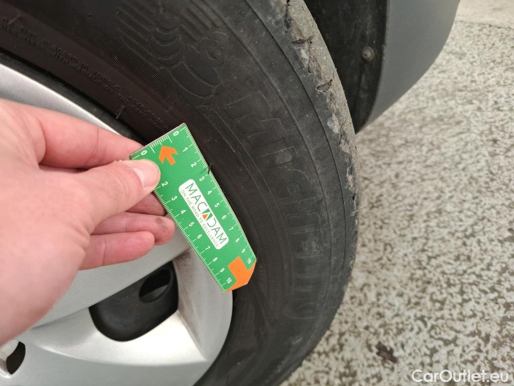  Renault  Kangoo  Express Grand Confort (L1) 1.2 TCe 115CV BVM6 E5 #22