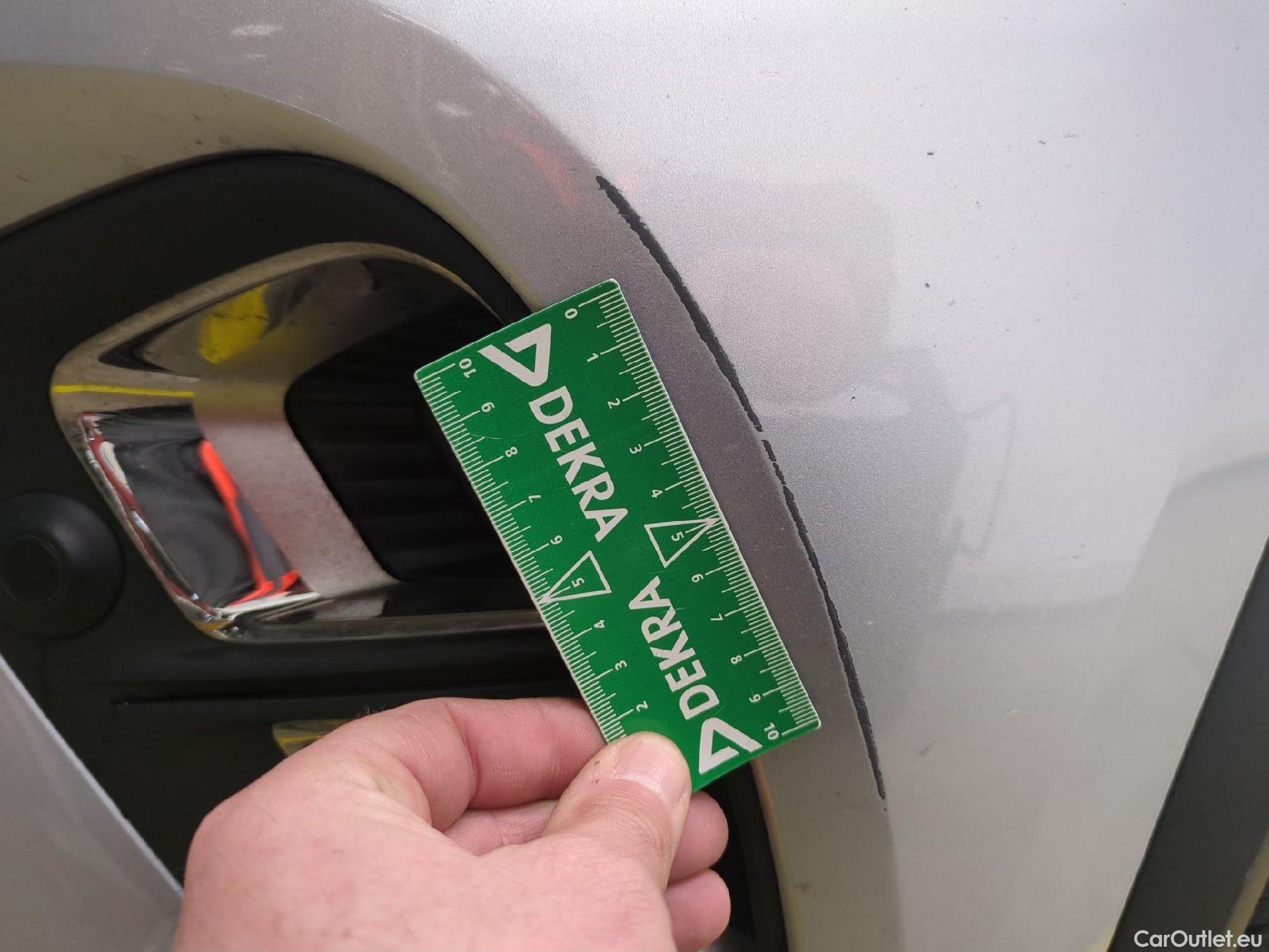  Renault  Captur  II Techno 1.6 E-TECH Hybrid 145CV BVA6 E6d #26