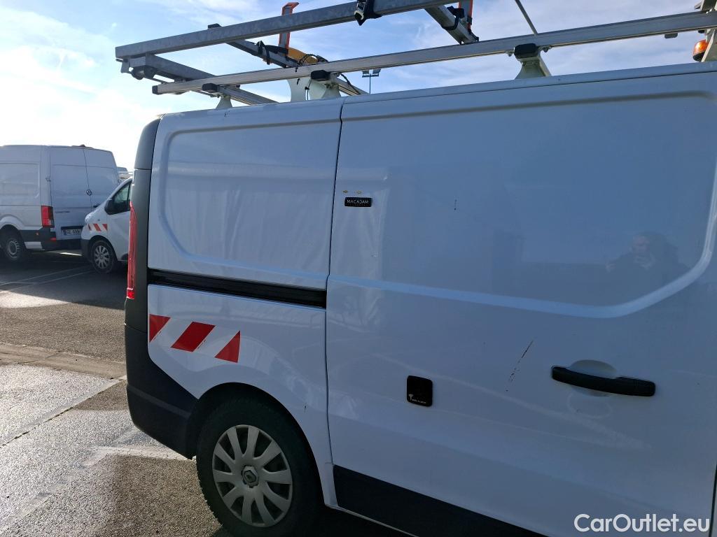  Renault  Trafic RENAULT  / 2019 / 4P / Fourgon tole FG GCF L1H1 1000 Energy dCi 145 EDC #20