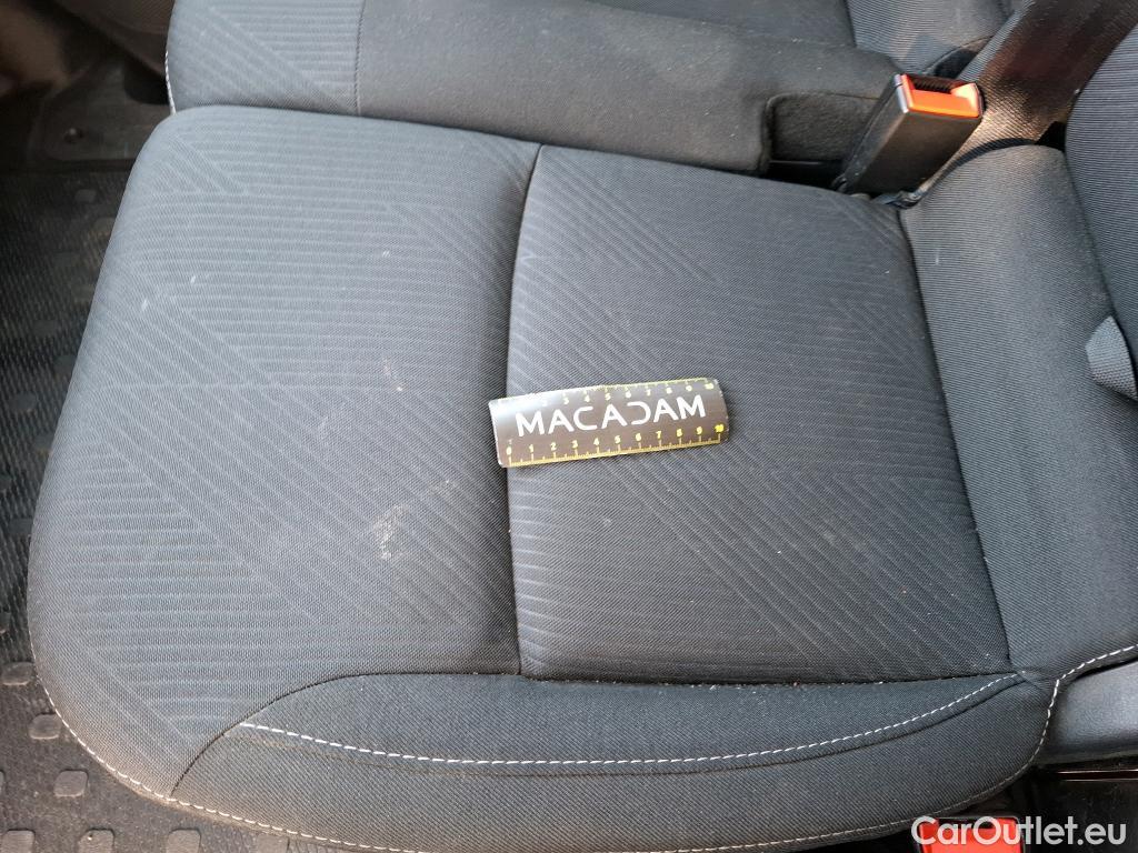  Renault  Trafic RENAULT  / 2019 / 4P / Fourgon tole FG GCF L1H1 1000 Energy dCi 145 EDC #13