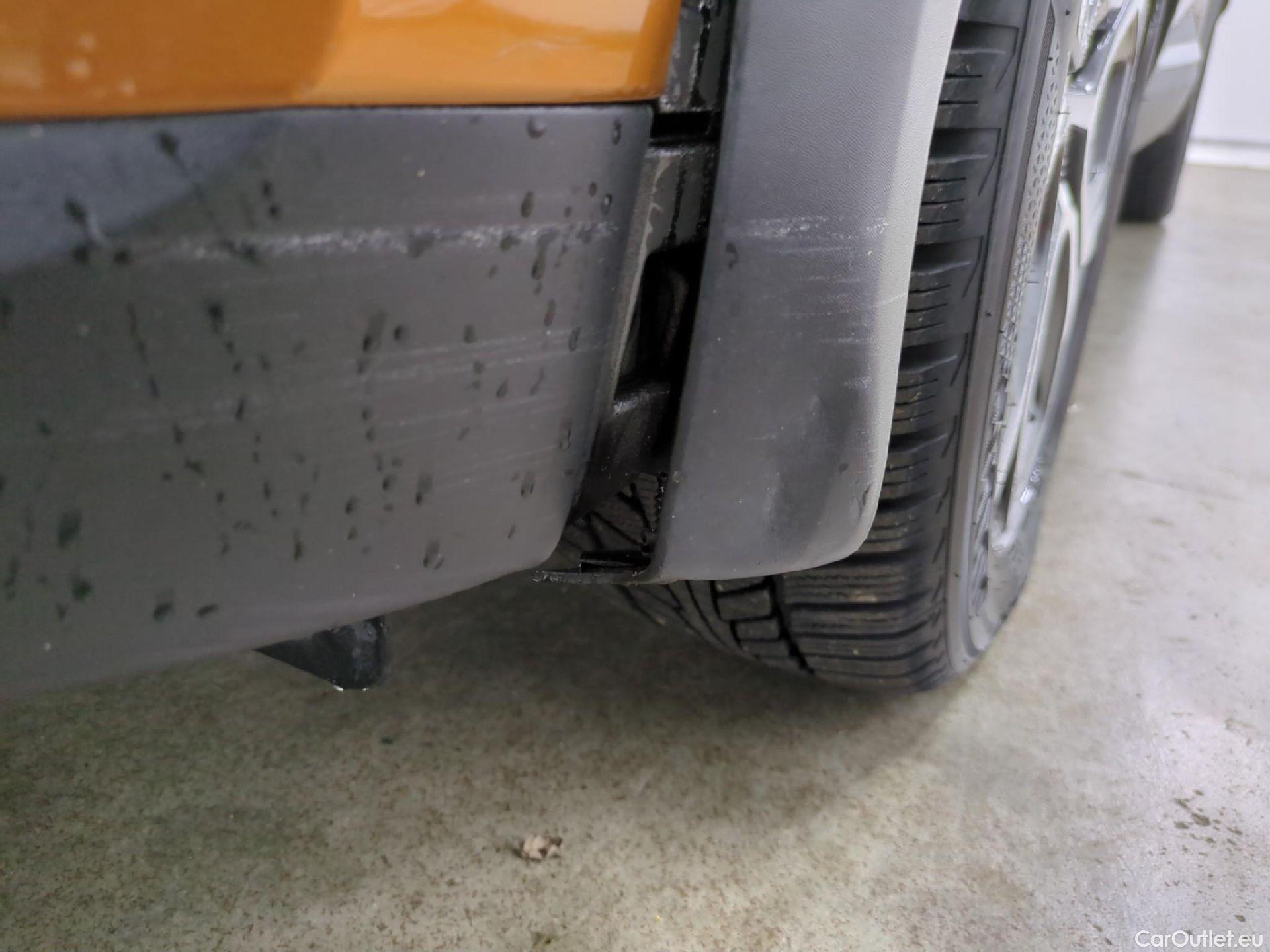  Renault  Captur RENAULT  / 2019 / 5P / SUV Intens E-TECH Plug-in 160 #13