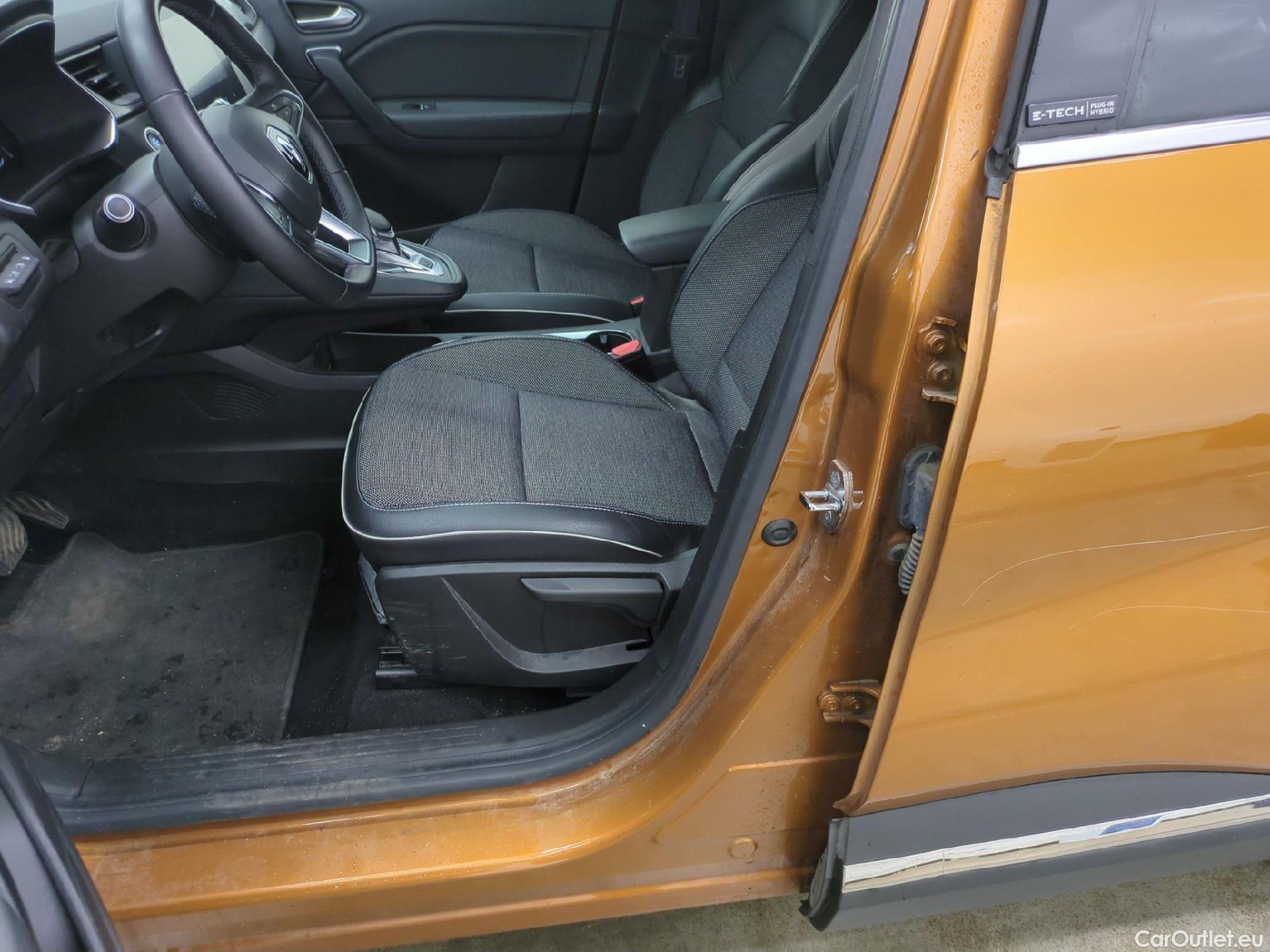  Renault  Captur RENAULT  / 2019 / 5P / SUV Intens E-TECH Plug-in 160 #69