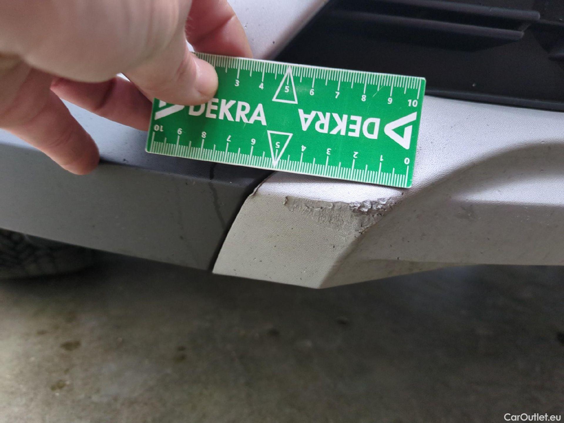  Renault  Captur  II Techno 1.6 E-TECH Hybrid 145CV BVA6 E6d #9