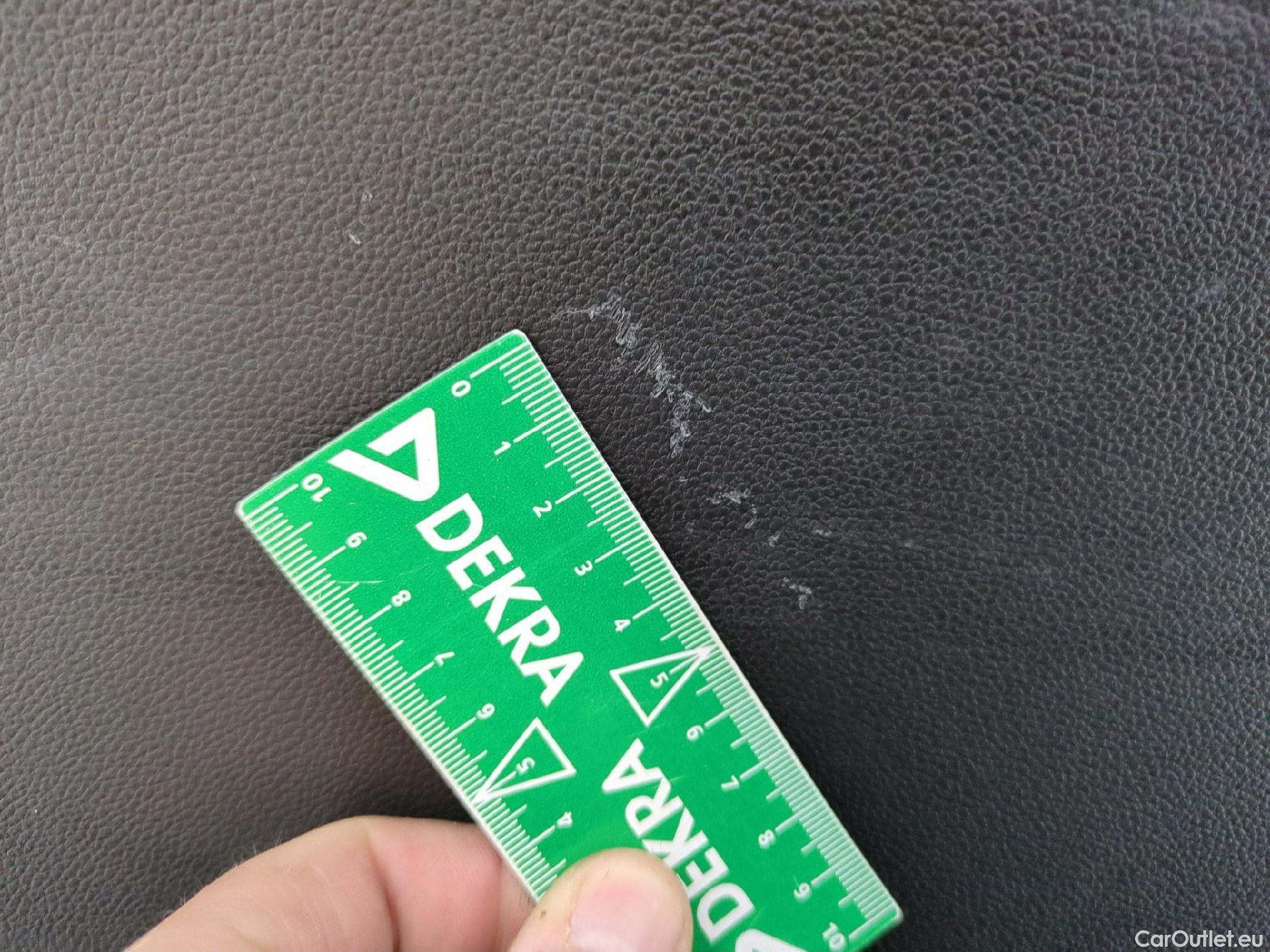  Renault  Captur  II Techno 1.6 E-TECH Hybrid 145CV BVA6 E6d #24