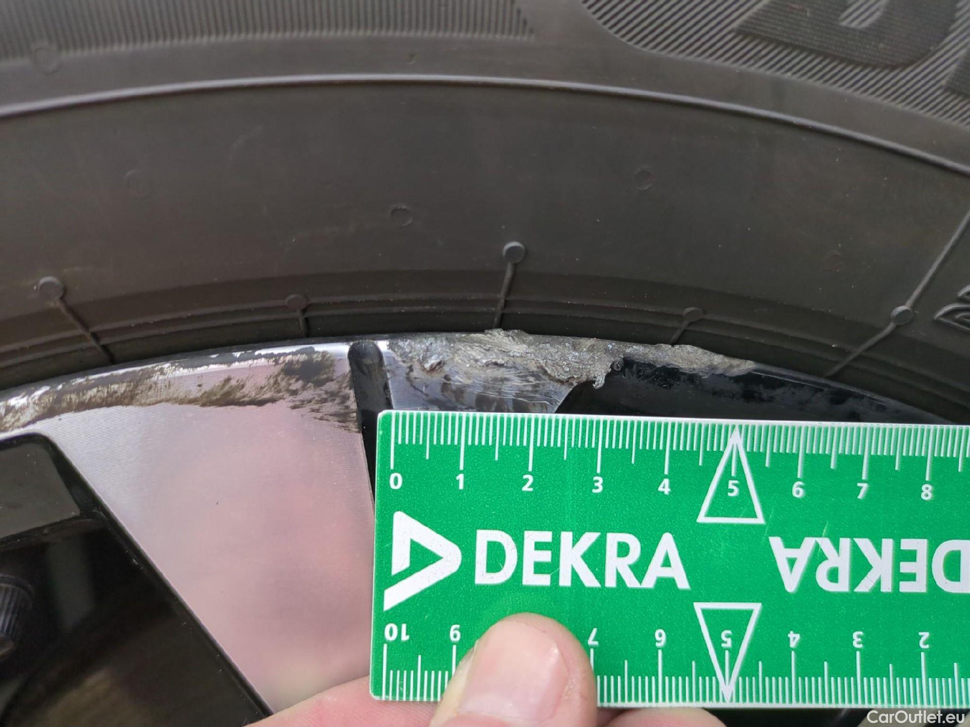  Renault  Captur  II Techno 1.6 E-TECH Hybrid 145CV BVA6 E6d #6