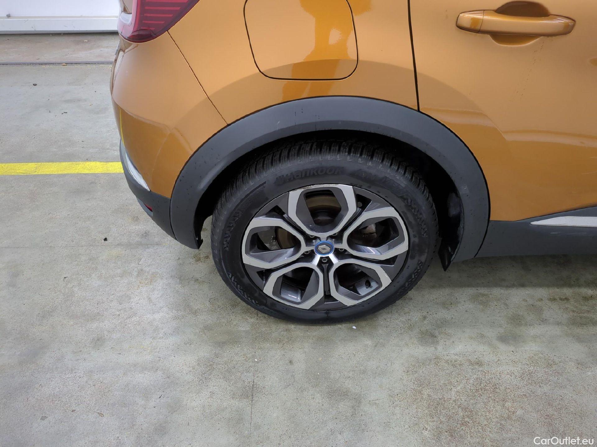  Renault  Captur RENAULT  / 2019 / 5P / SUV Intens E-TECH Plug-in 160 #60